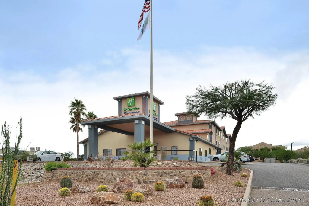 Vagabond Inn Executive