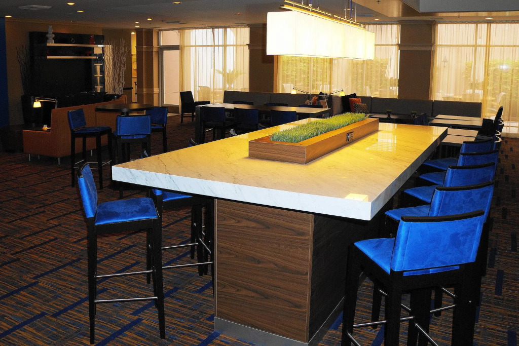 Courtyard by Marriott Baldwin Park