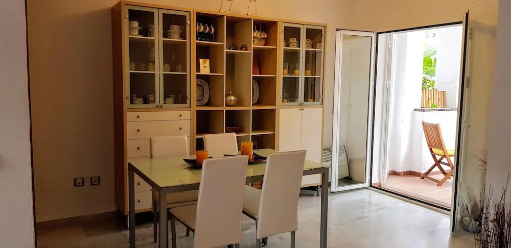 Apartment with One Bedroom in Alhaurín de la Torre, with Wonderful Mountain View, Pool Access And Furnished Balcony - 20 Km From the Beach