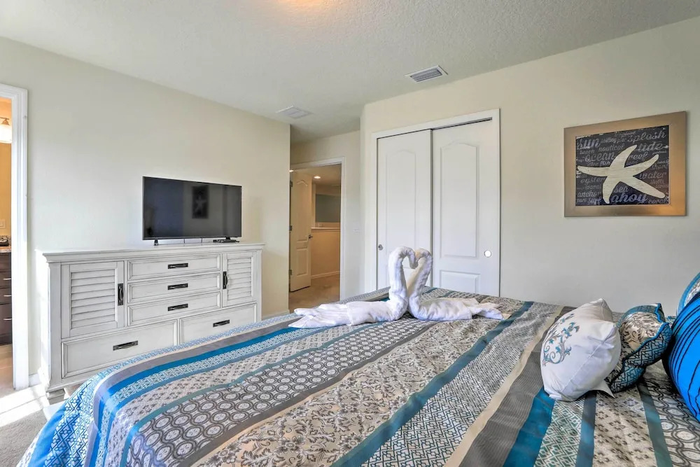 Upscale Kissimmee Retreat