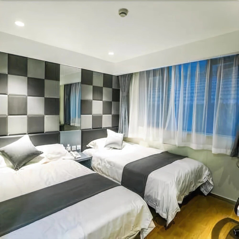 Zhotels Shanghai Meilongzhen Plaza West Nanjing Road Branch