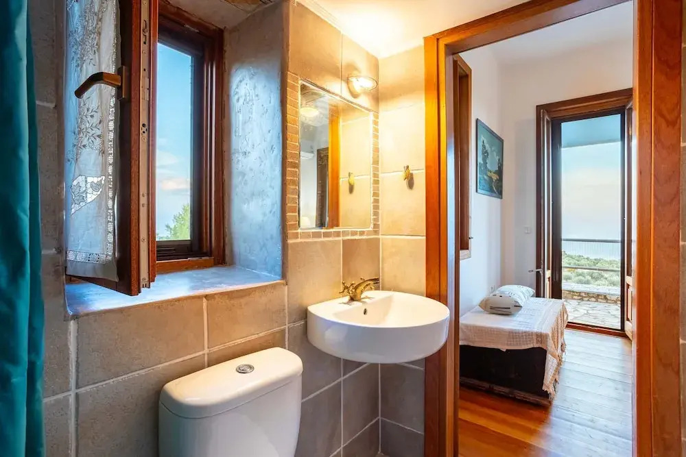 Stone Farmhouse in Groves - Sea & Mountain Views