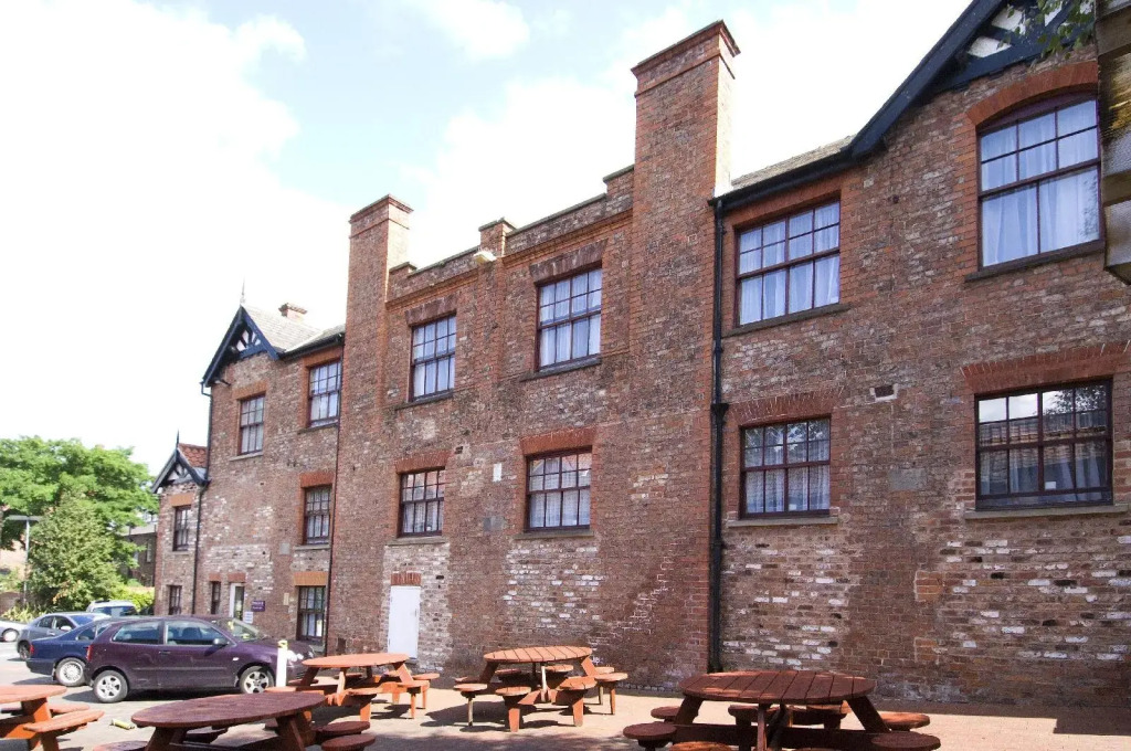 Premier Inn York City - Blossom St North