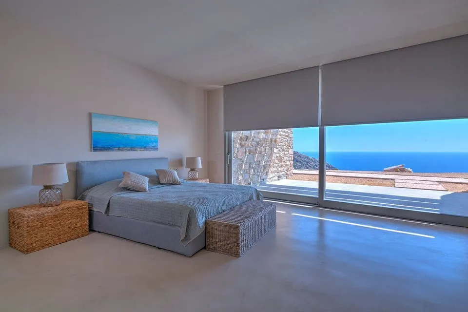 Mylo Villa Ios