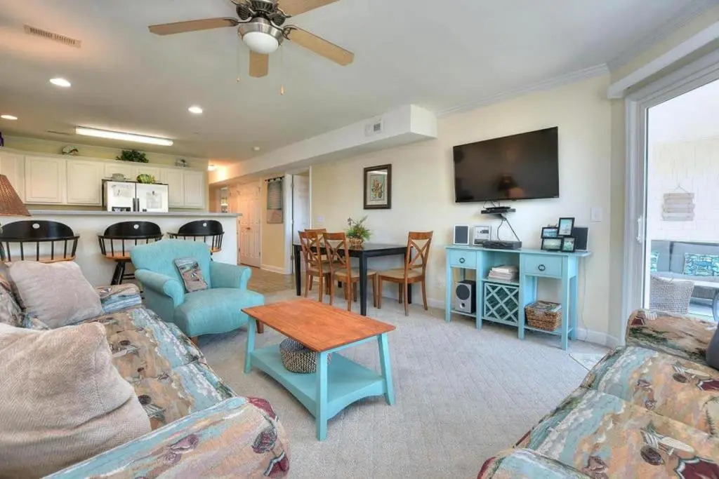 Ocean Walk 4302