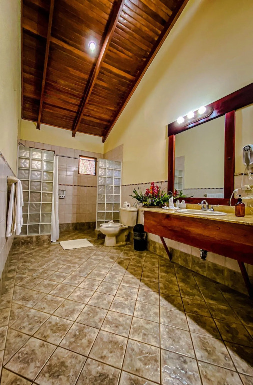 Jaco Hotel Docelunas