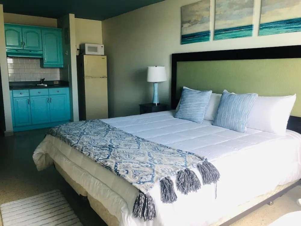 Incredible Views! Ocean Park Studio Apartment