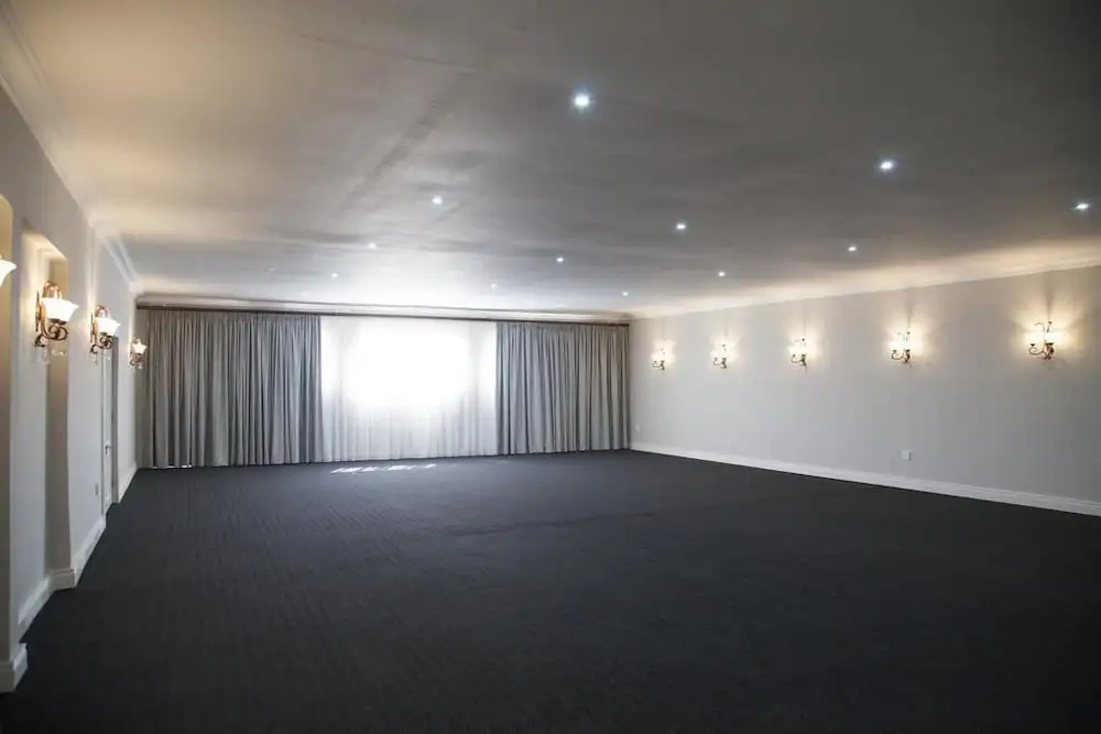 The George Hotel