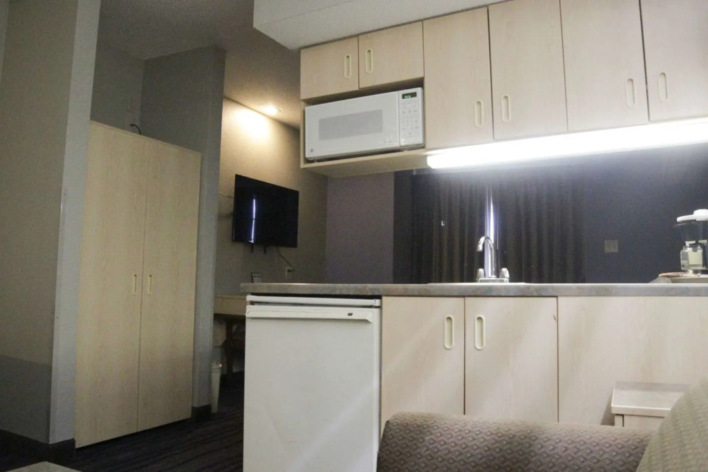 Americas Best Value Inn and Suites - Jackson