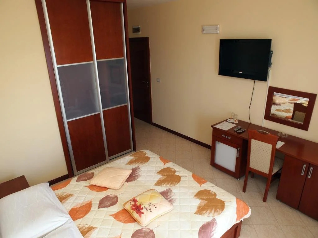 Hotel R