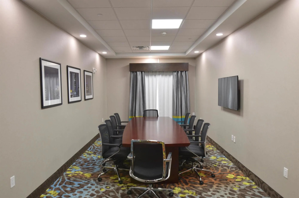 Holiday Inn Express And Suites Pasadena Houston Southeast by IHG