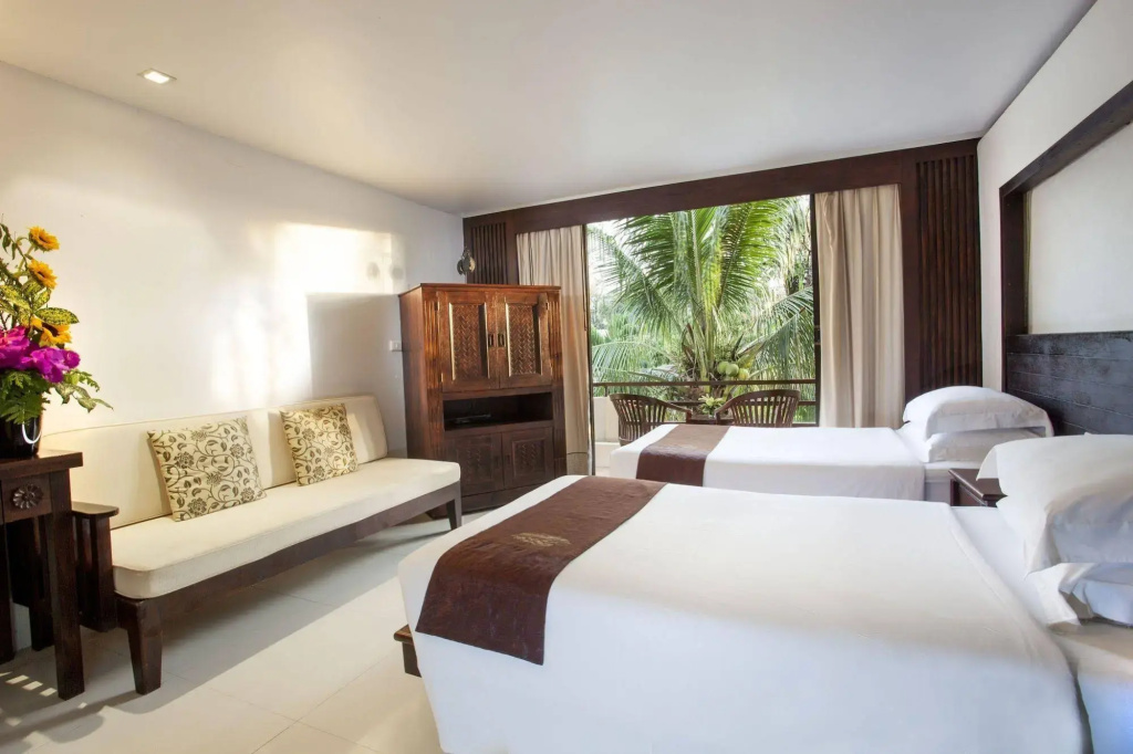 Safari Beach Hotel Patong