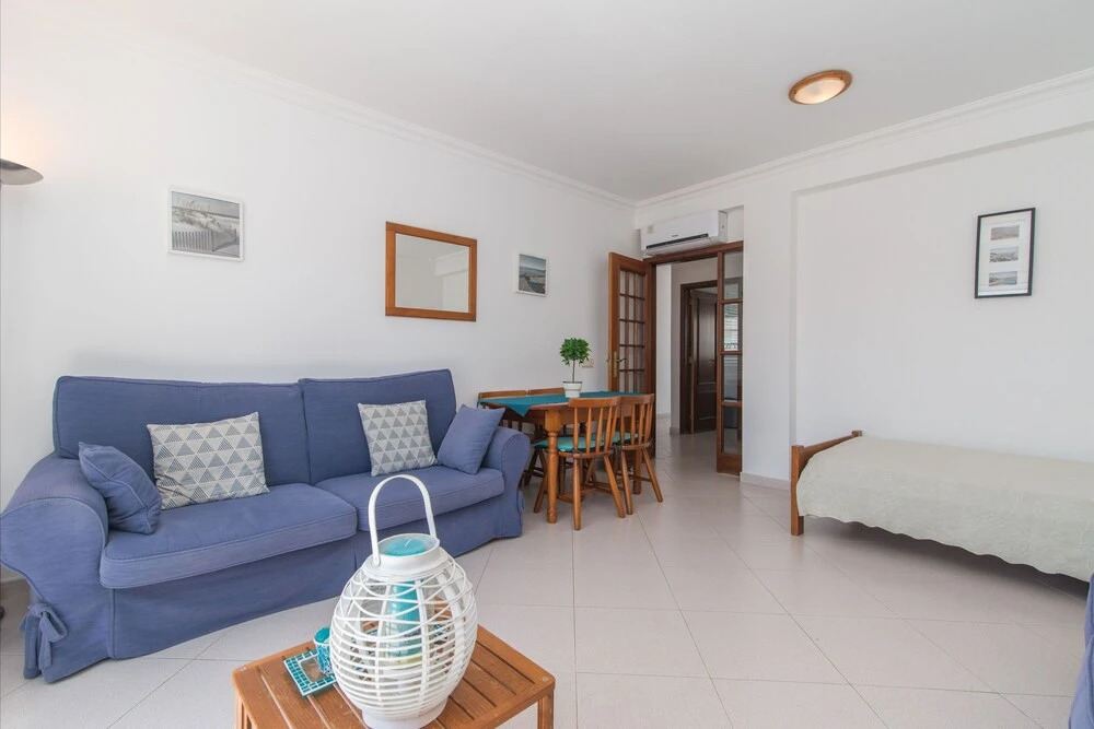 Cabanas T1 Apartment With Balcony & BBQ 8min Walk to Beachfront