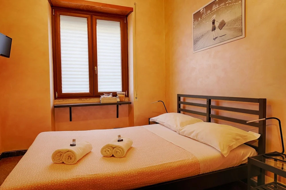 Cuma Suites
