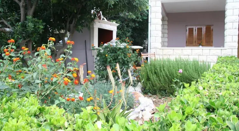 Apartment Djulijana