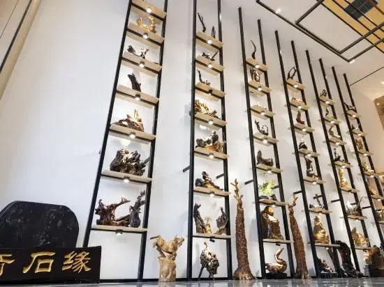 Baoli Shijia Art Hotel (Luohe High-speed Railway West Station Branch)