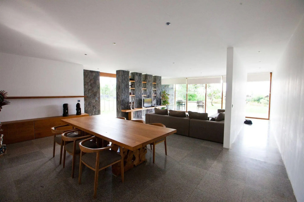 Jimbaran Balangan Beach Front Villa Nakar