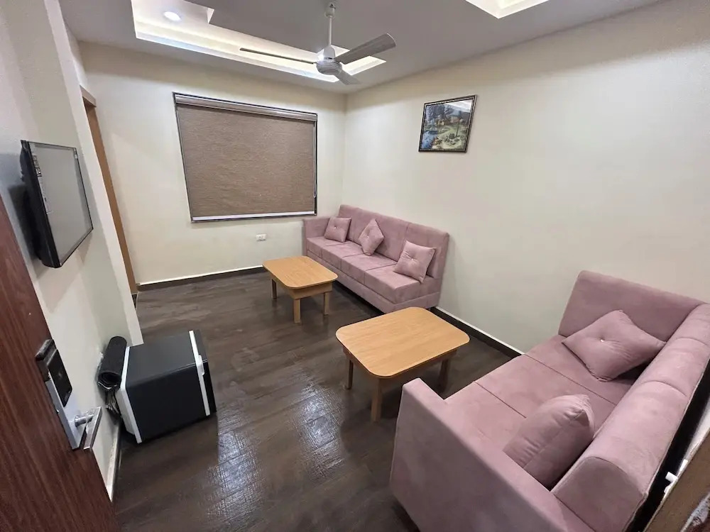 Hotel The Ananta Inn