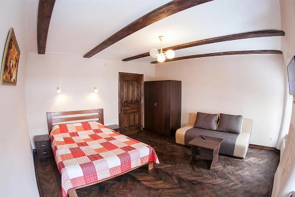 Apartamenti po vul. Vіrmens'ka 12/5