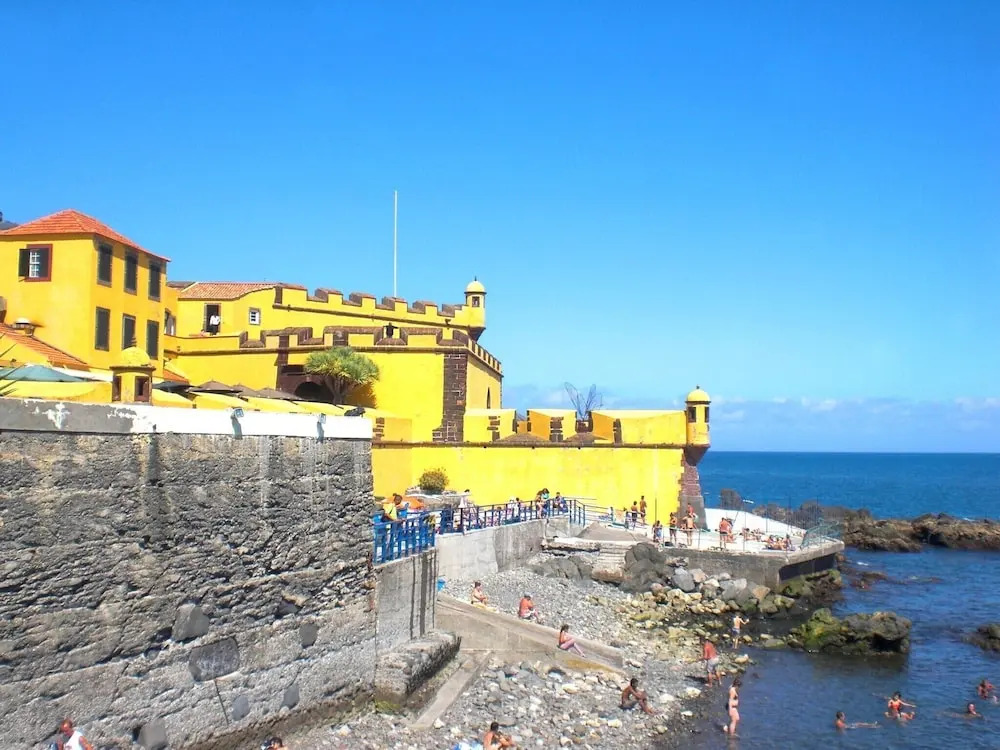 Top Floor with terrace in Funchal