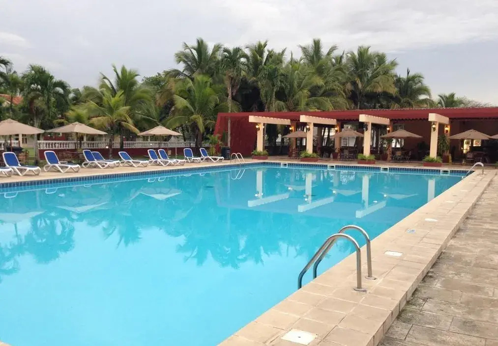 Villa Los Laureles