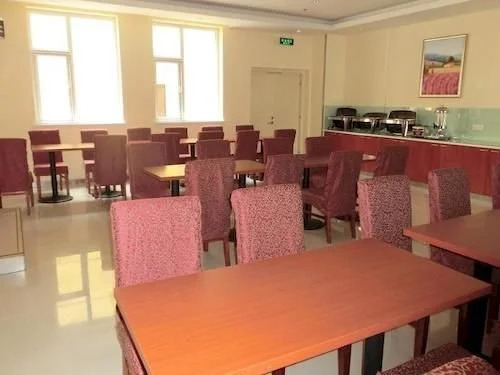 Hanting Express Baoding Dongfeng Middle Road