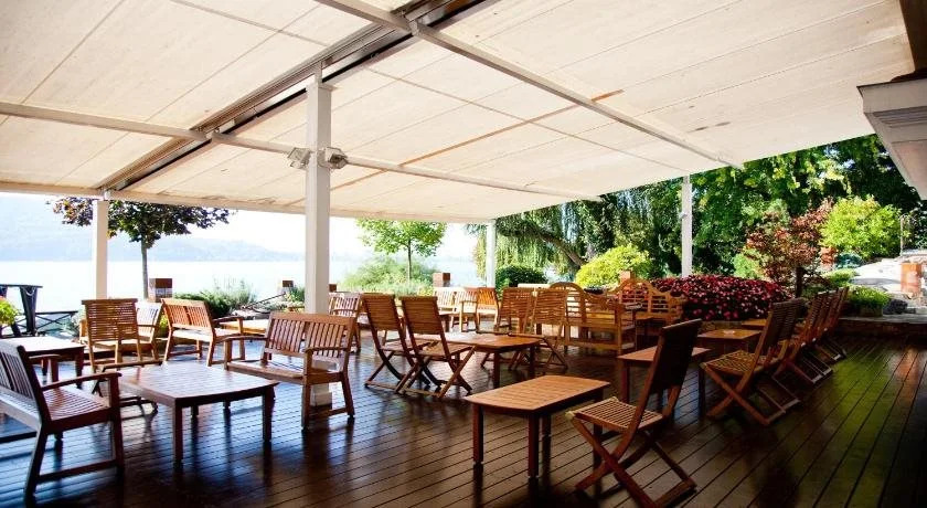 Hôtel Restaurant Yoann CONTE Bord du Lac