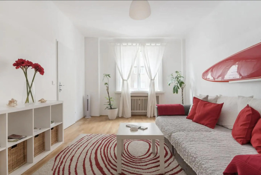 Apartment France | Operastreet
