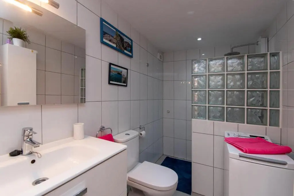Mare Verde 104 - Two Bed with pool view and wifi internet