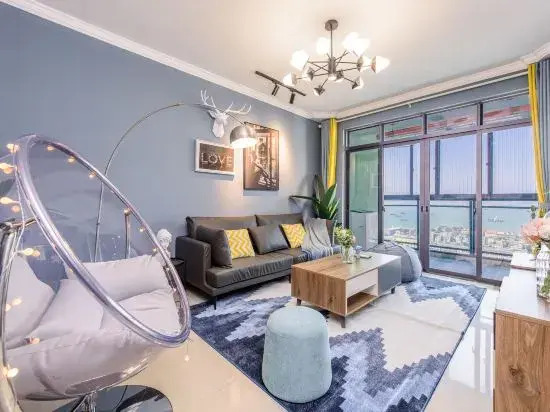 Beihai Fengcheng Homestay (Beihai Old Street Shop)