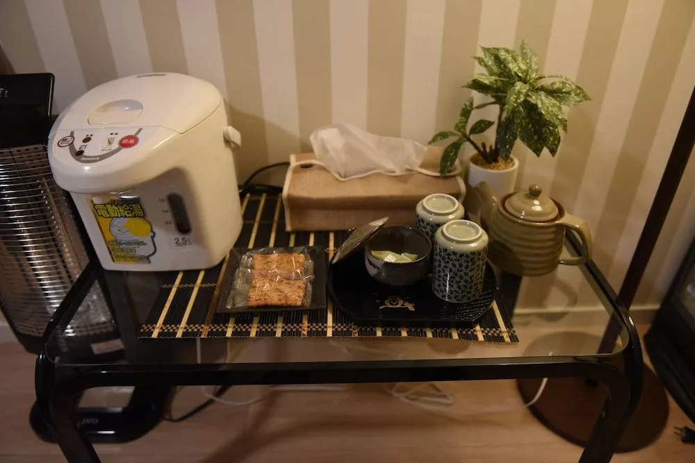 Tokyo Mika House - Hostel