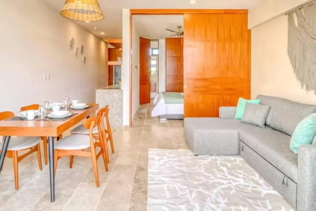 305 Amena Modern Secluded Penthouse w/ Private Pool & Gym
