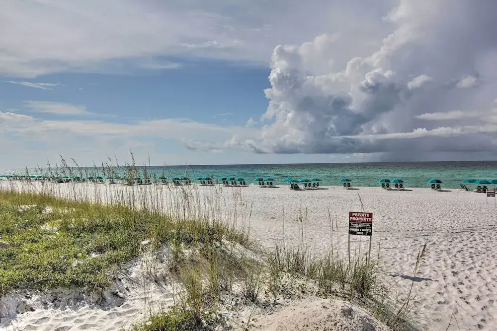 Destin Townhome With Beach Access & 2 Pools!