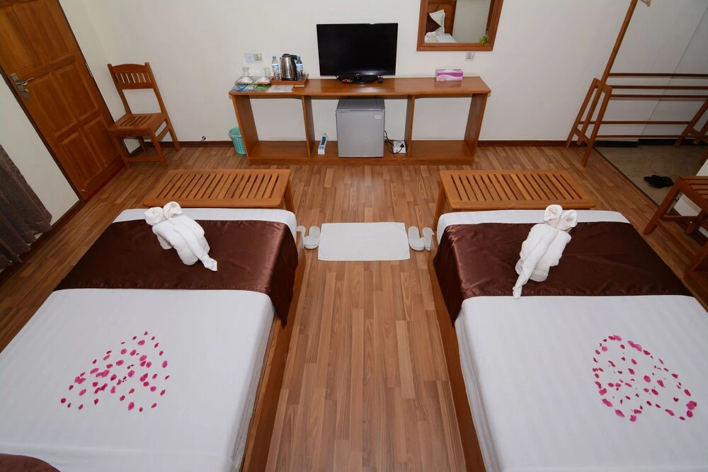 Shwe Hin Thar Hotel