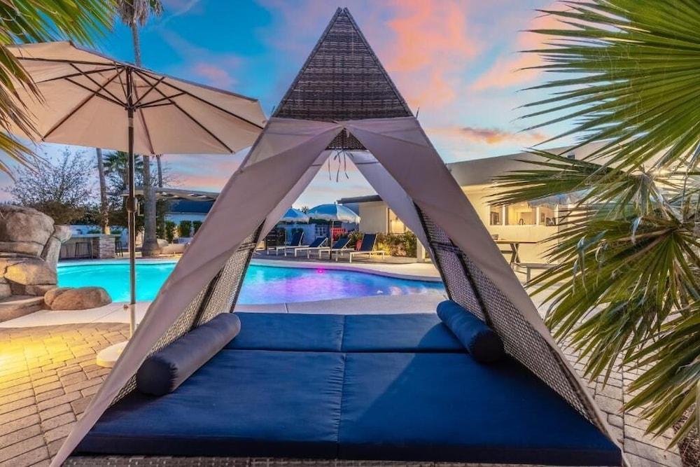 New Tropical Vibe Villa By The Glam Homes
