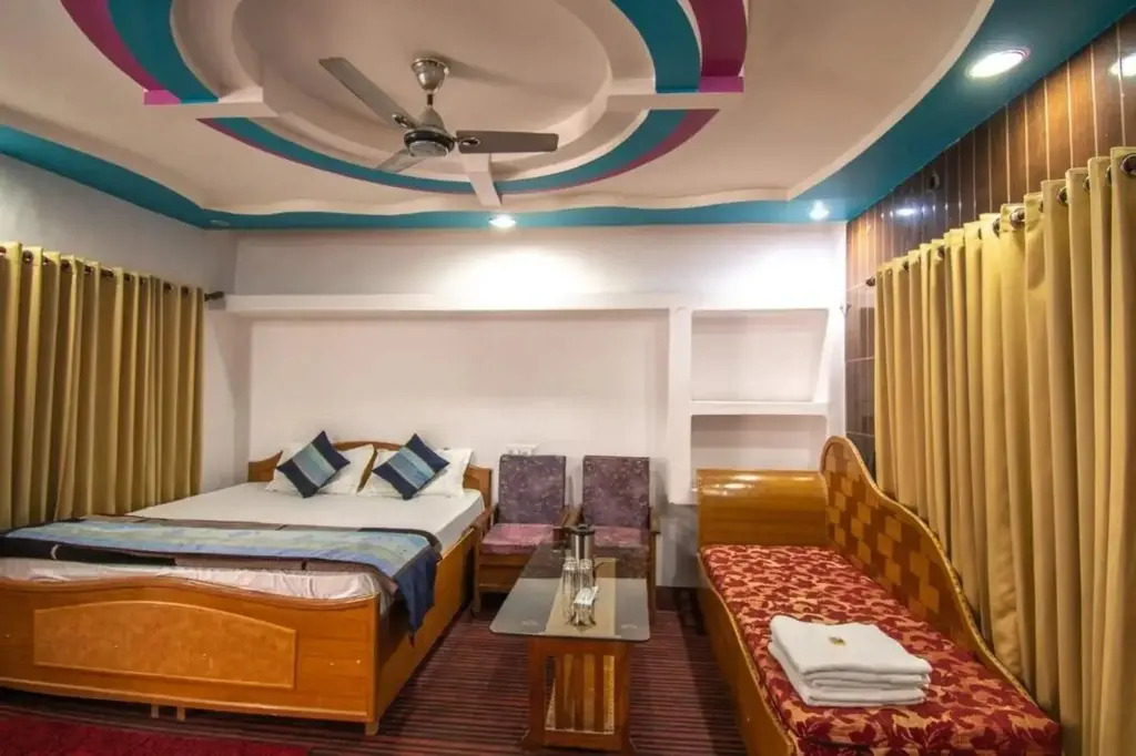 Hotel Devbhoomi