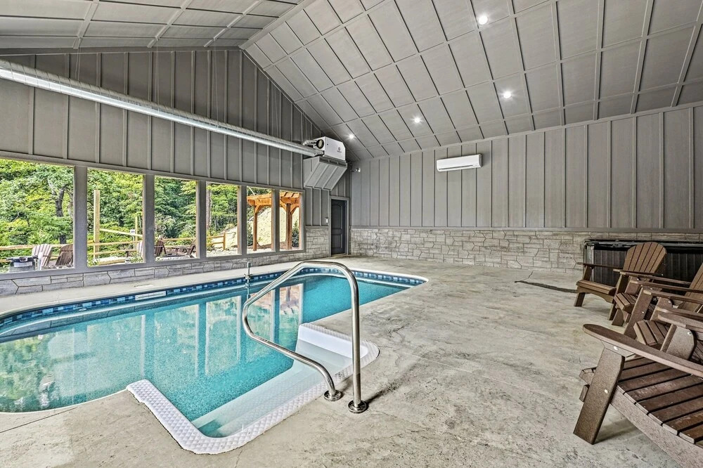Splashin Around 4 Bedroom Home by Redawning