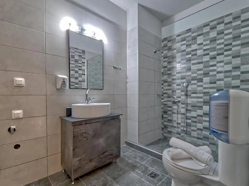 Epipleon Luxury Suites -108- Διαμέρισμα 85τμ δίπλα στη θάλασσα