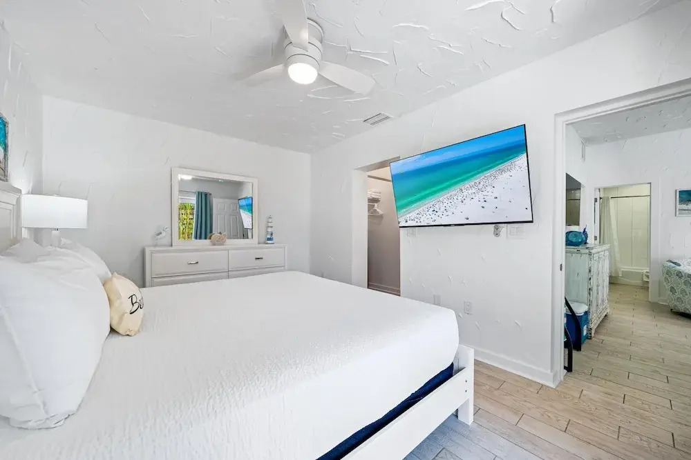 Crescent Beach Villas By Beachside Management