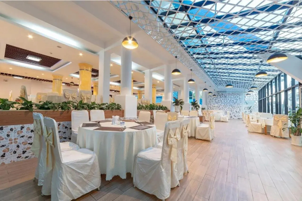 Vietsovpetro Hotel