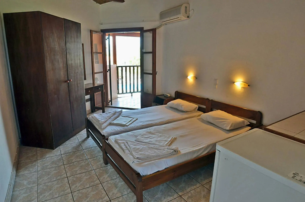 Perkes Hotel Complex