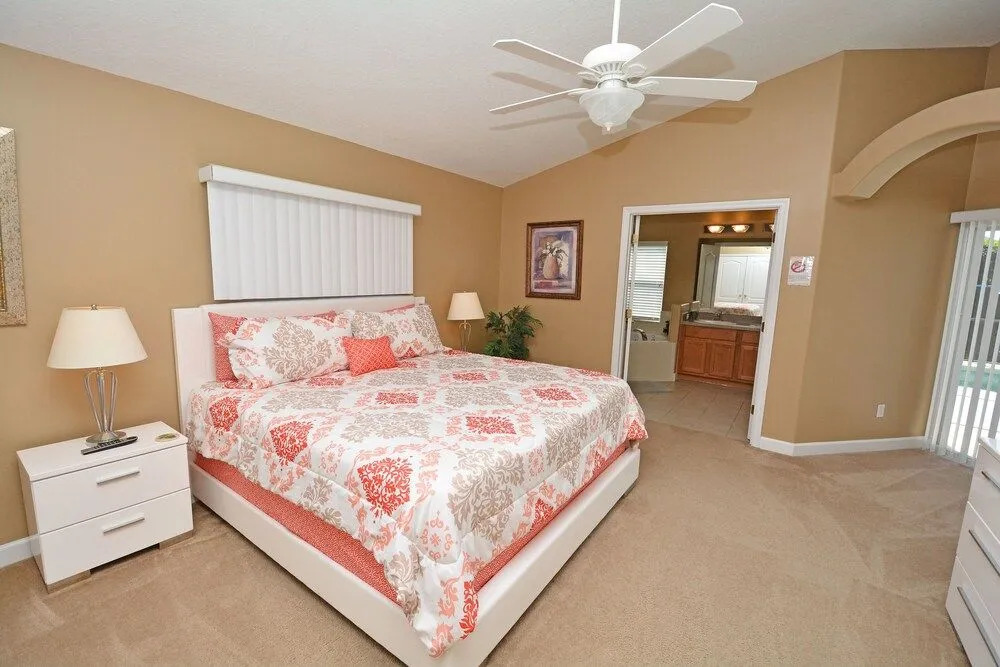 345 Woodward Place 4 Br villa by RedAwning