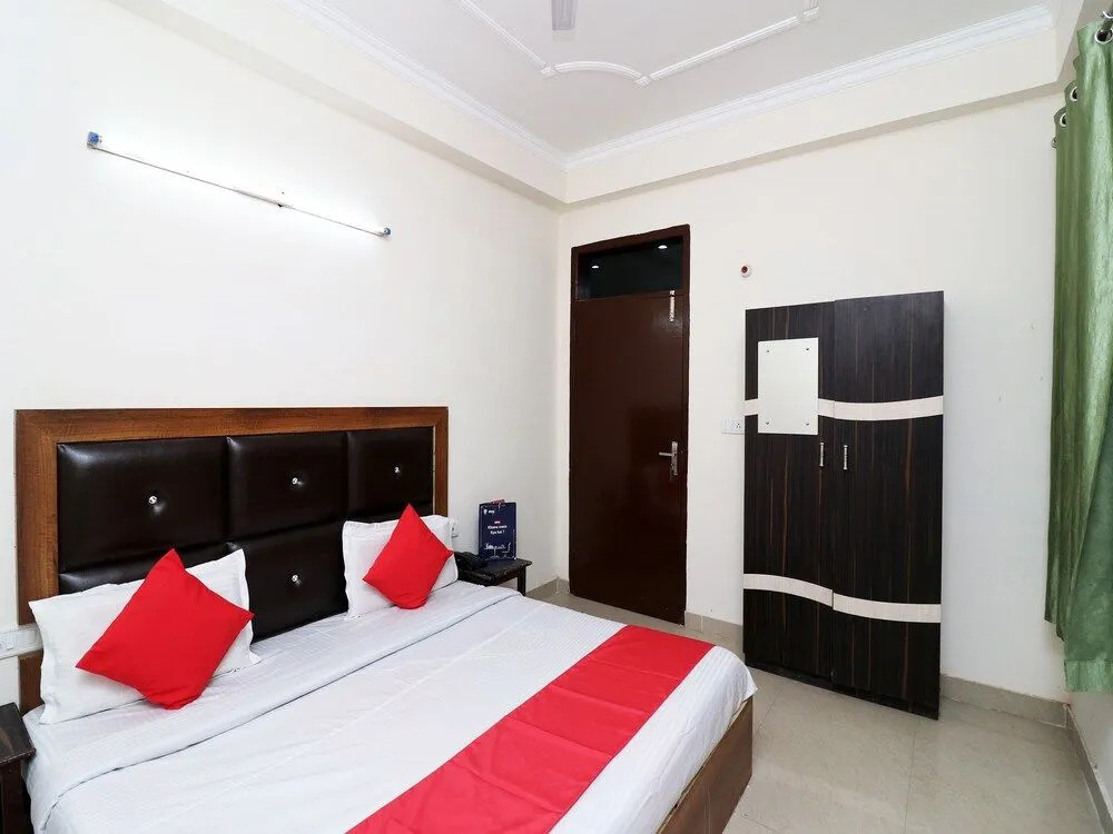 Oyo 24958 Hotel Dayal