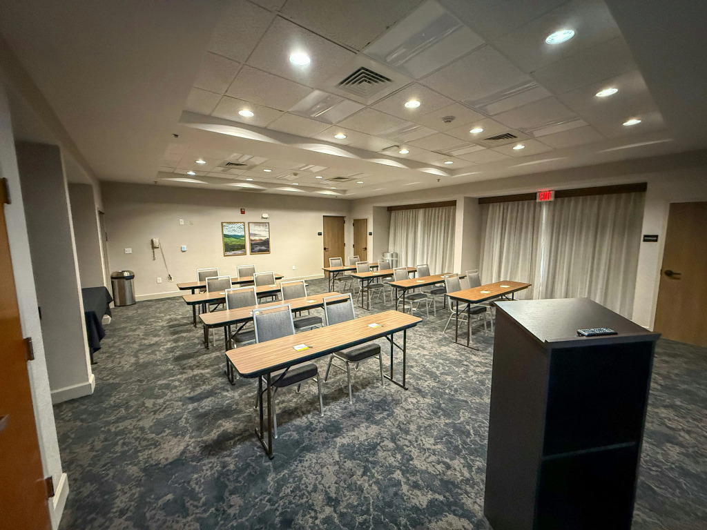 Hampton Inn & Suites Cashiers - Sapphire Valley