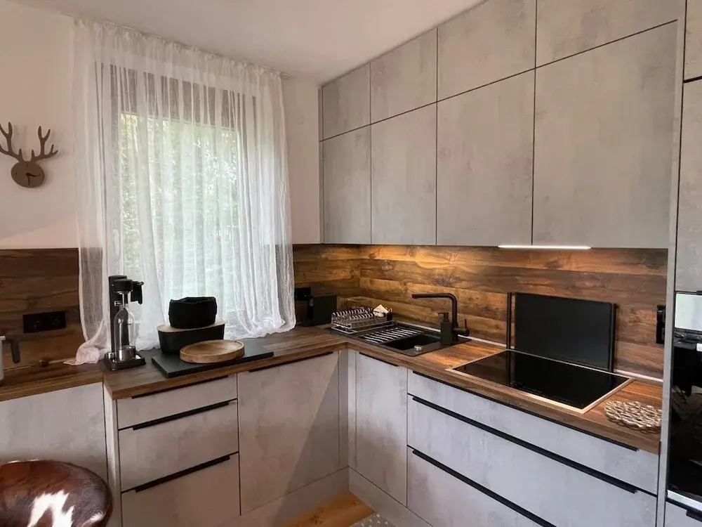 Apartment With Carinthian Mountain View
