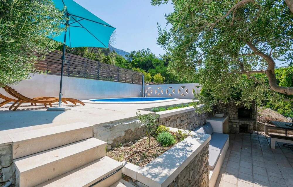 Nice Home in Podgora With Wifi and 2 Bedrooms