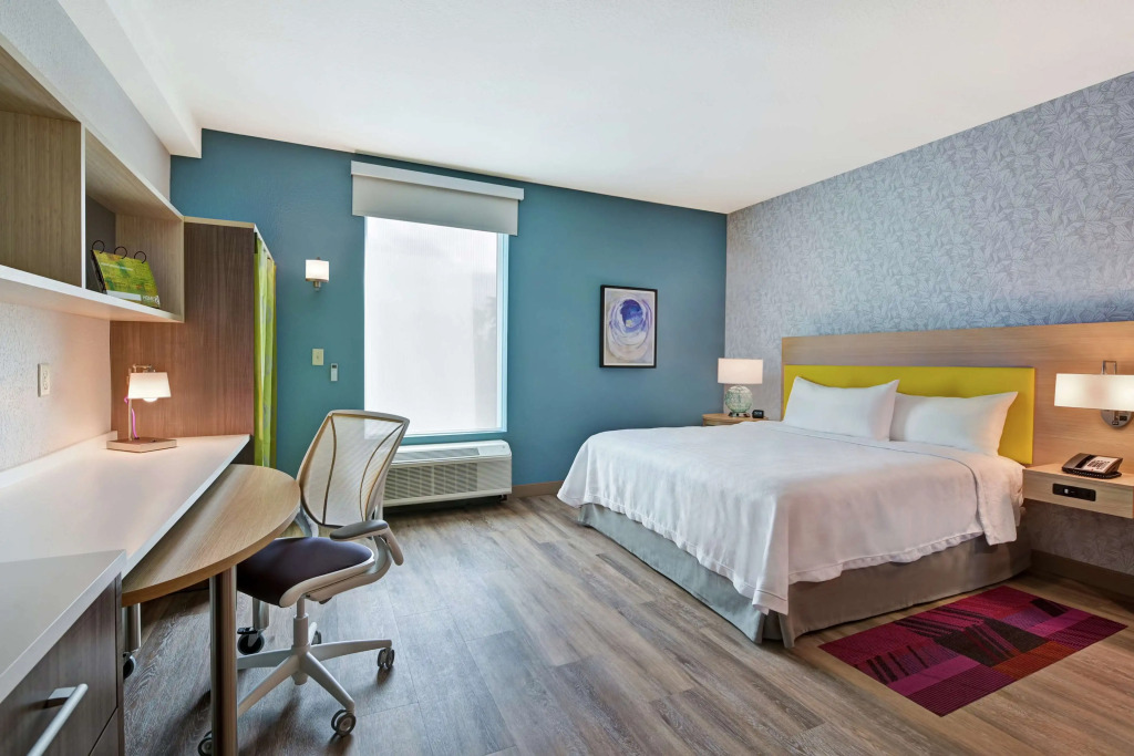 Home2 Suites by Hilton West Palm Beach Airport, FL