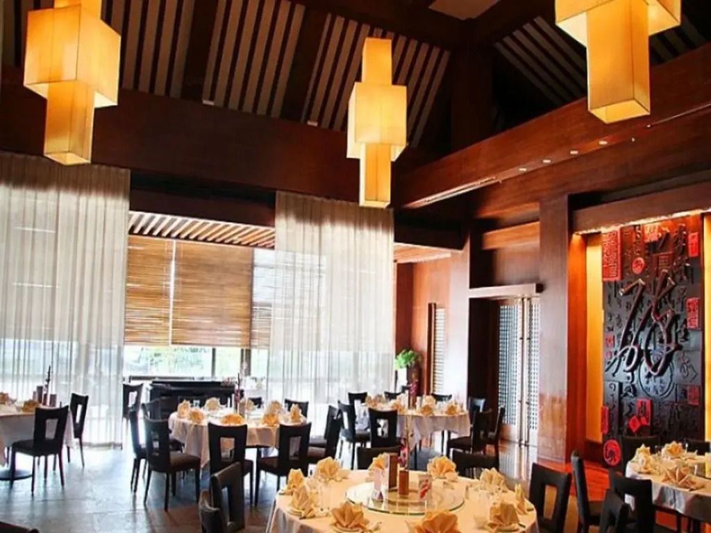Starway Hotel