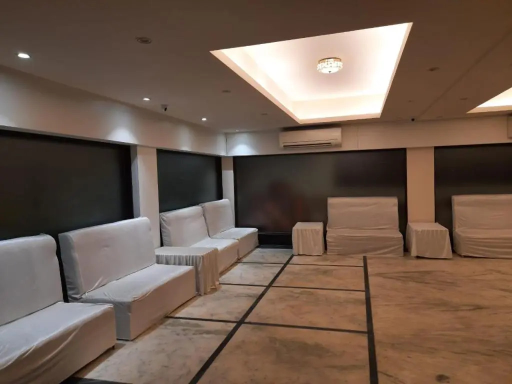 The Palm Aryan - a Boutique Hotel