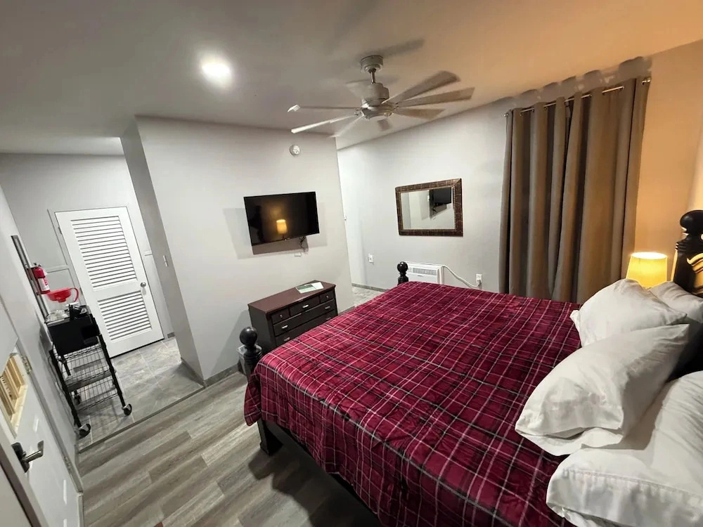 Germantown Inn & Lounge